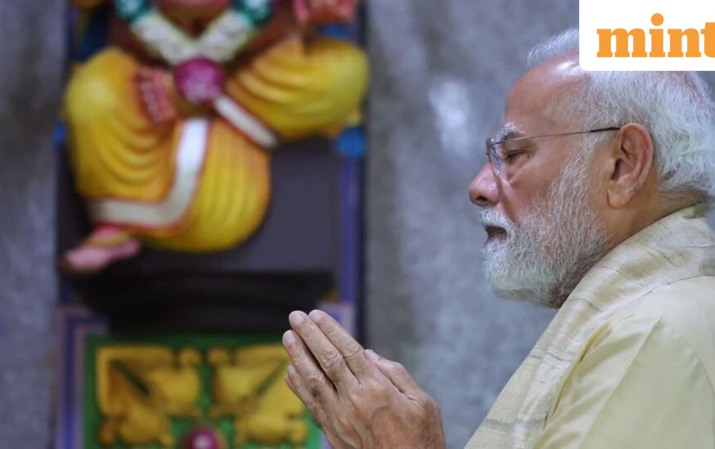 PM Modi offers prayers at Delhi temple, renews service pledge after 25 years as head of govt | Watch
