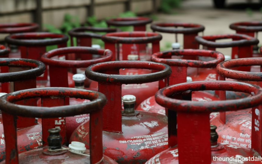 Centre pushes LPG users to switch to piped natural gas amid supply strain