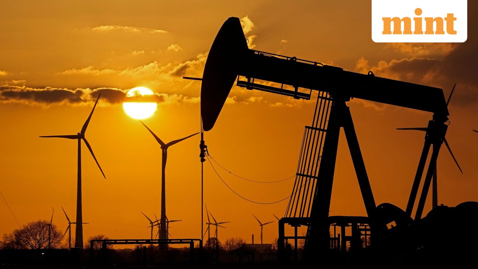The US is using an Iranian smuggling tactic to sneak oil out of the Gulf