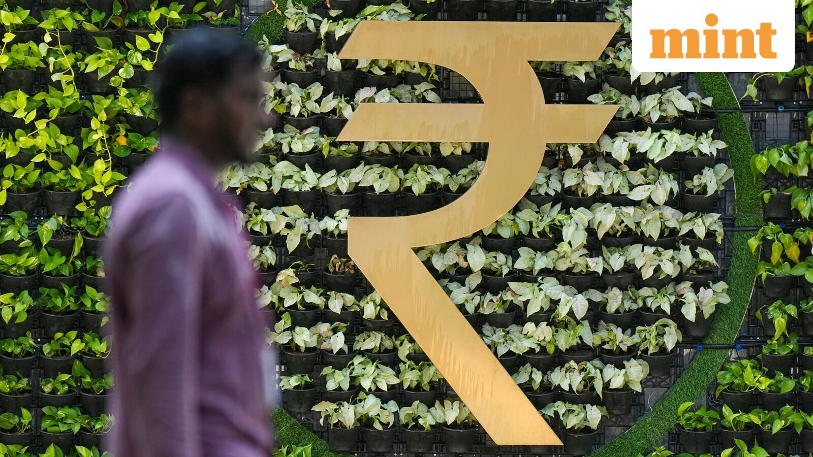 India’s Bloomberg aggregate index entry hinges on demand, rupee