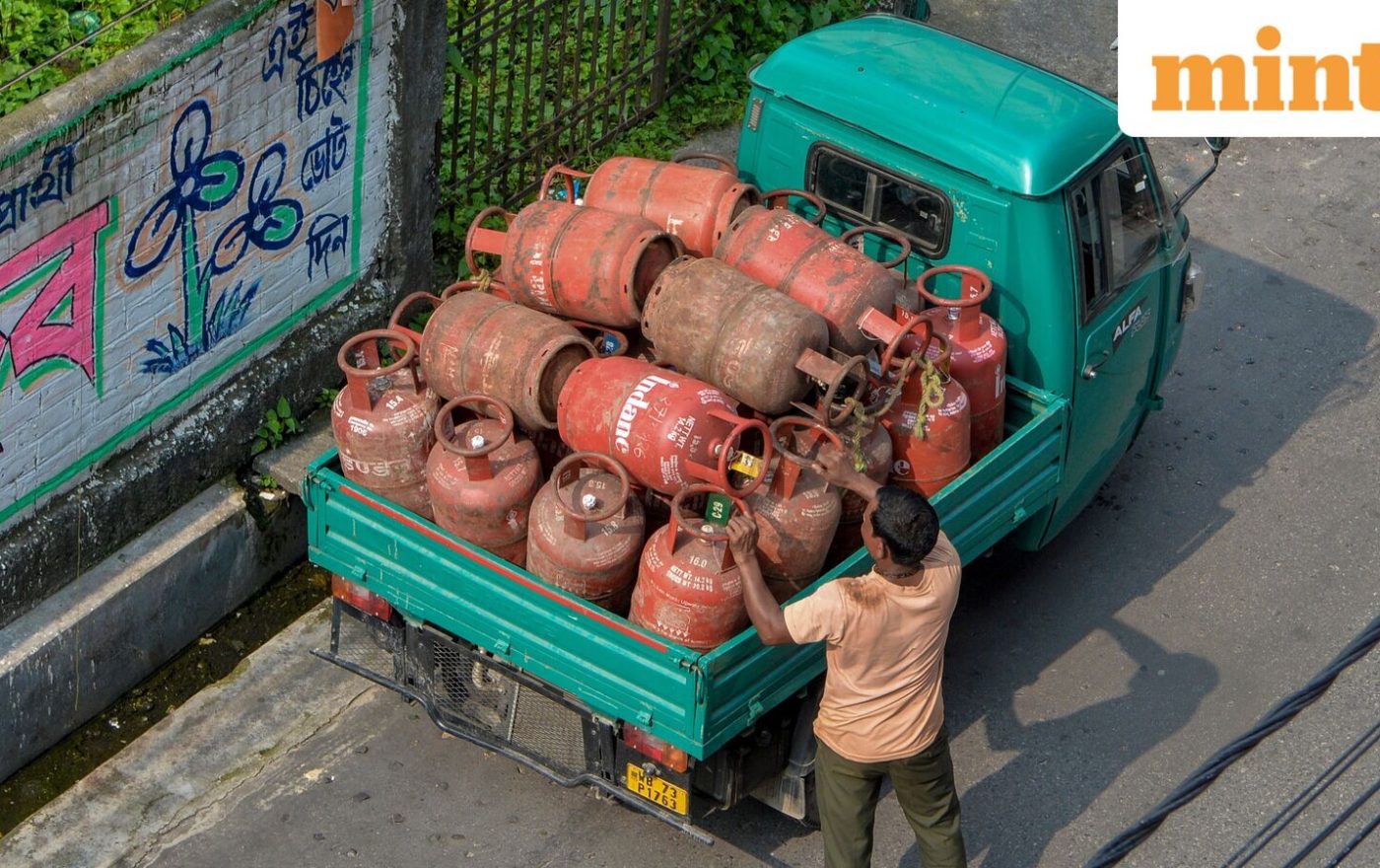 Not 9, just 4 subsidised LPG refills for Ujjwala beneficiaries now? Here’s what govt says