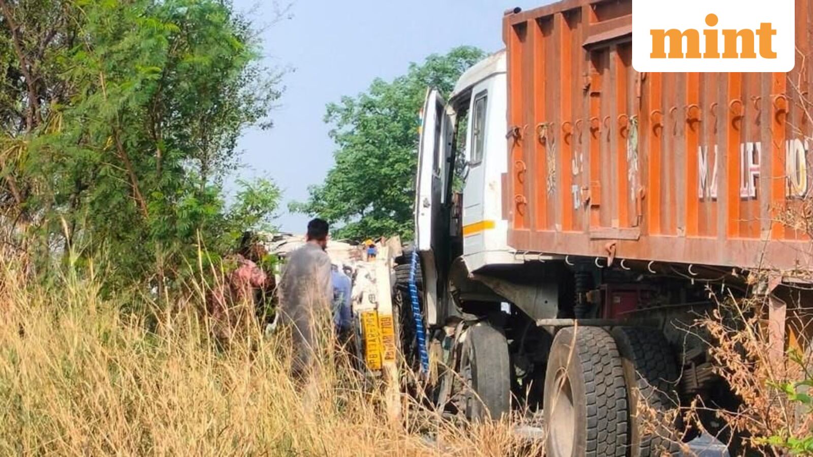 Punjab tragedy: 9 killed as pick-up vehicle carrying 32 people to Amritsar for relative’s last rites rams into truck