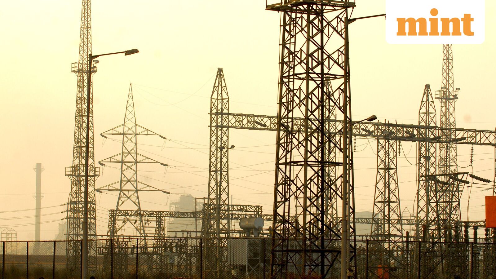 CEA asks discoms to curb outages amid record power demand outlook