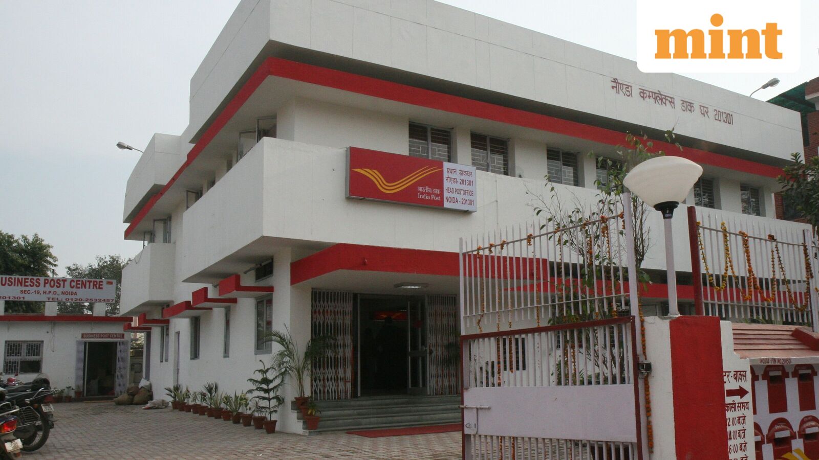 India Post eases international mail rules to take on private couriers