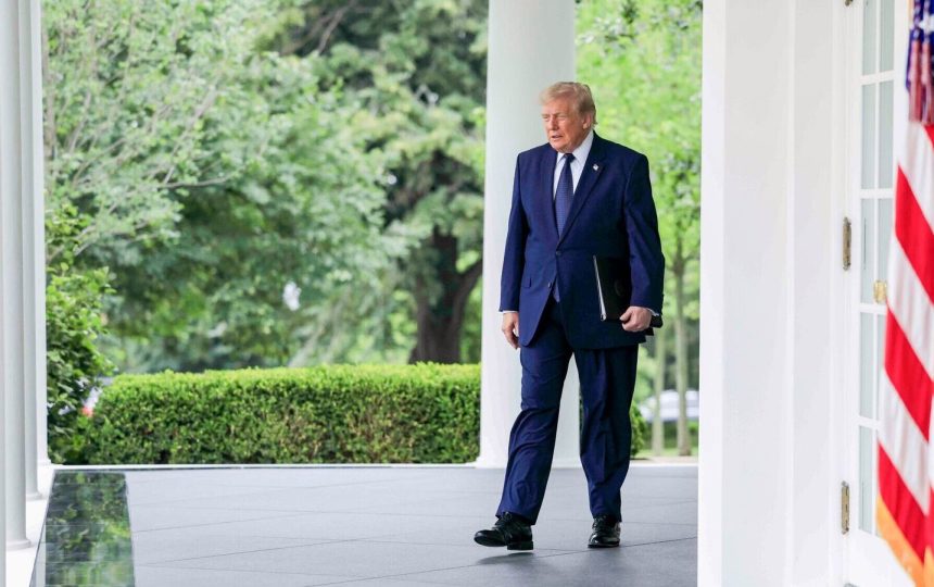 US oil tops $75 after Trump revives Strait of Hormuz blockade on Iranian ships, announces 20% cargo fee