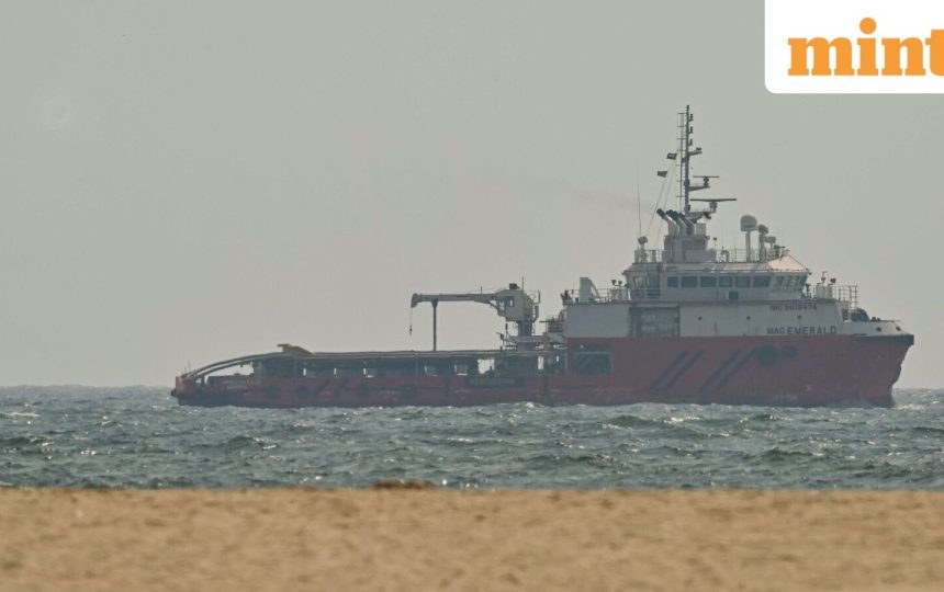 Strait of Hormuz threat remains ‘severe’; US-backed JMIC tells mariners to use expanded southern route