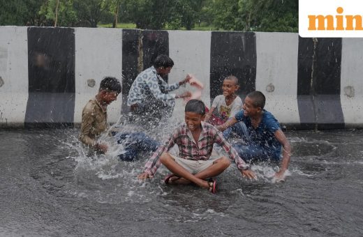 Weather Today LIVE: Heavy rain to continue in Delhi, IMD issues flash flood risk in four states