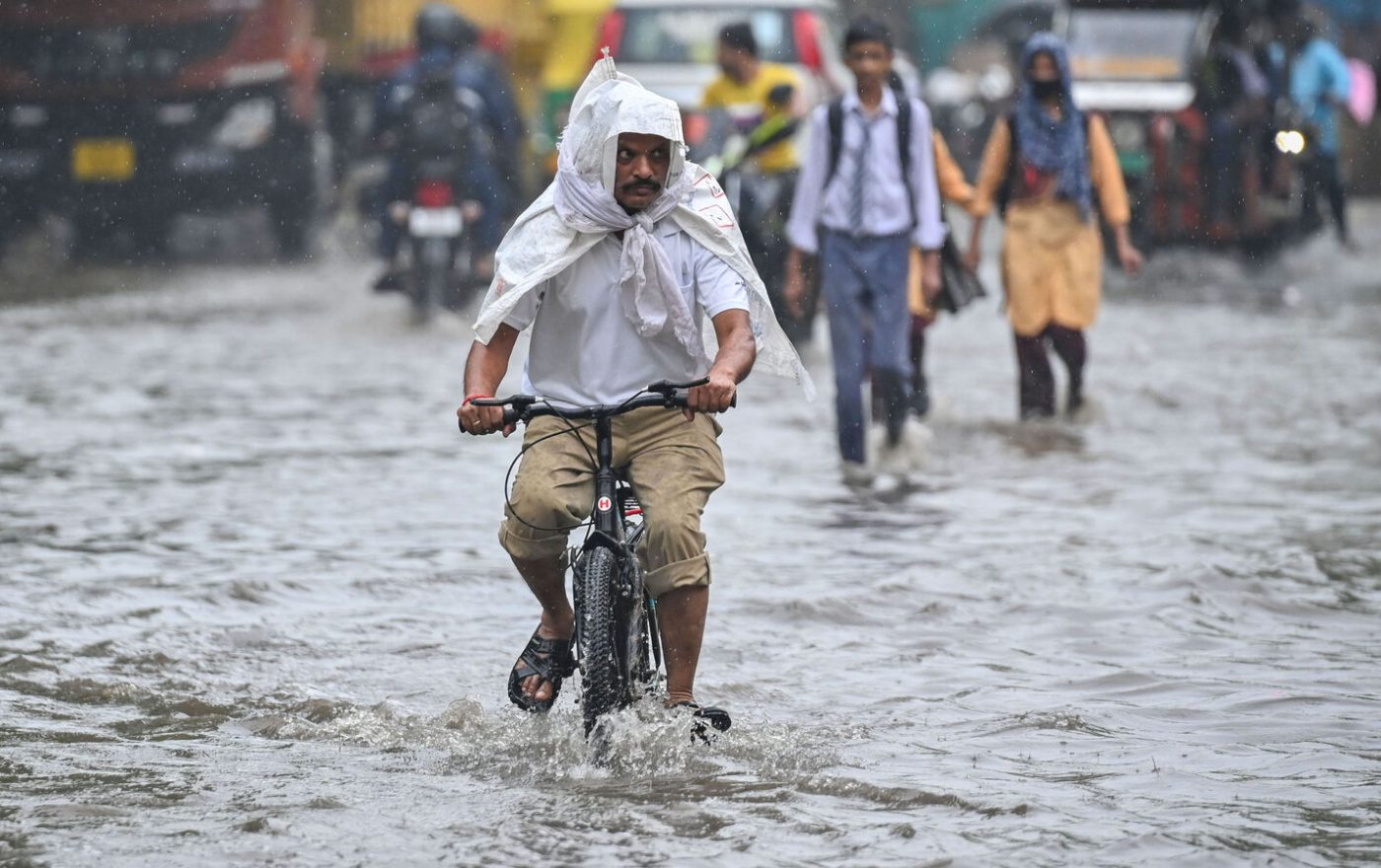 Delhi-NCR rain: Internet reacts as flooding, traffic chaos bring region to a standstill | Watch video