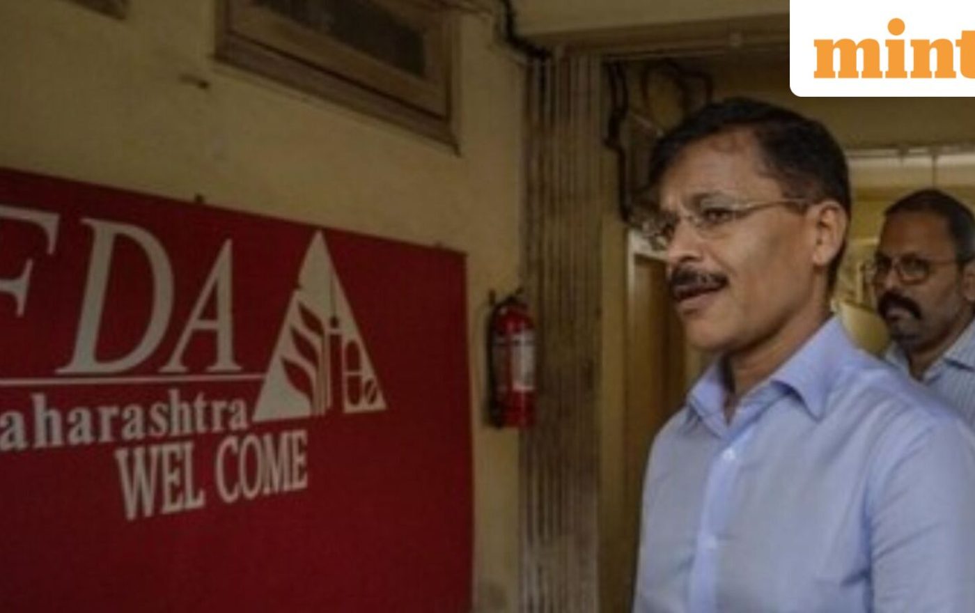 ‘Serious hygiene violations’: Tukaram Mundhe-led Maharashtra FDA raids Bollywood Cafe, quick-commerce hubs