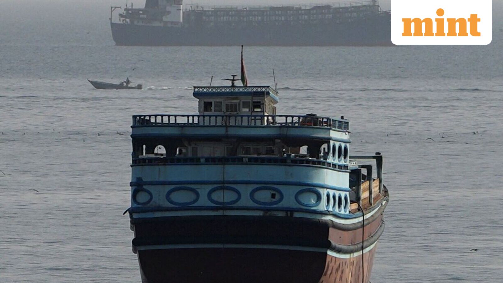 Proposed Iran-Oman deal could hand Tehran control over incoming ships, report says