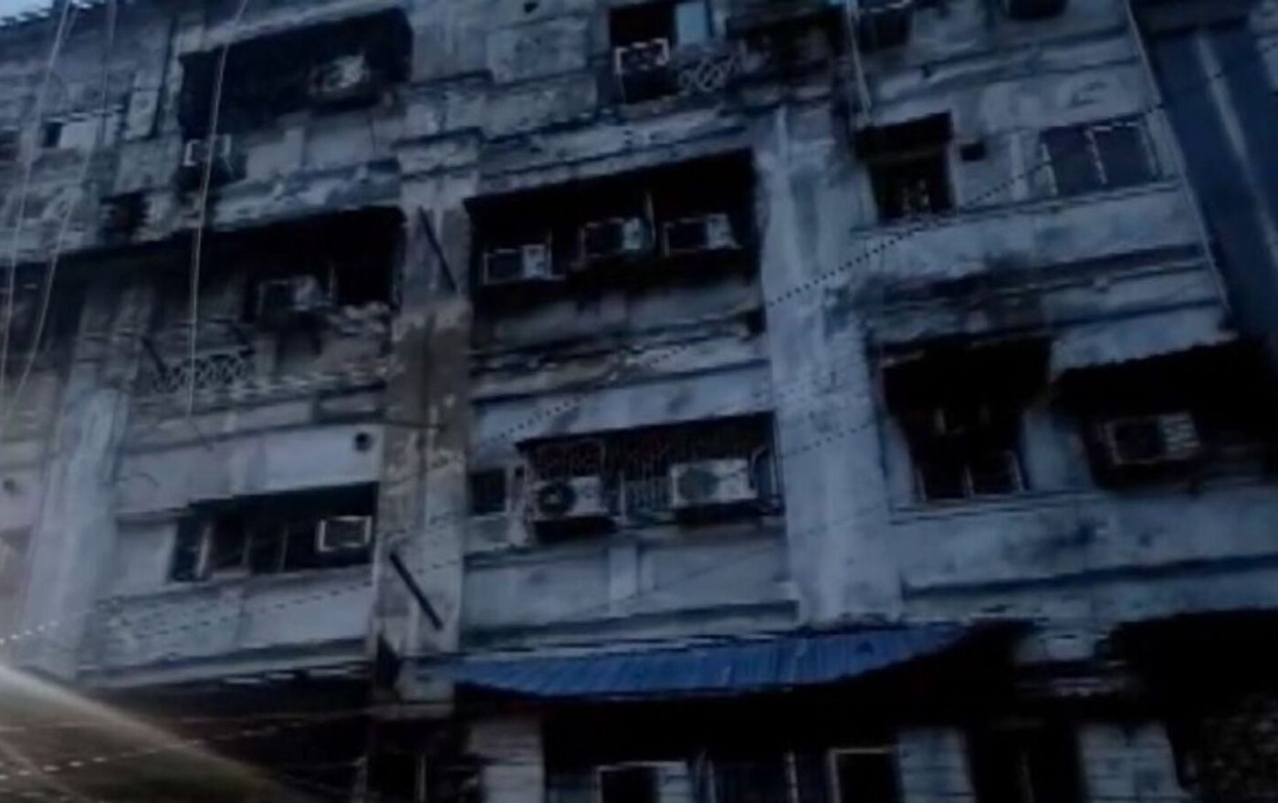 At least nine including Bangladeshi nationals killed, six injured in massive fire at Kolkata hotel