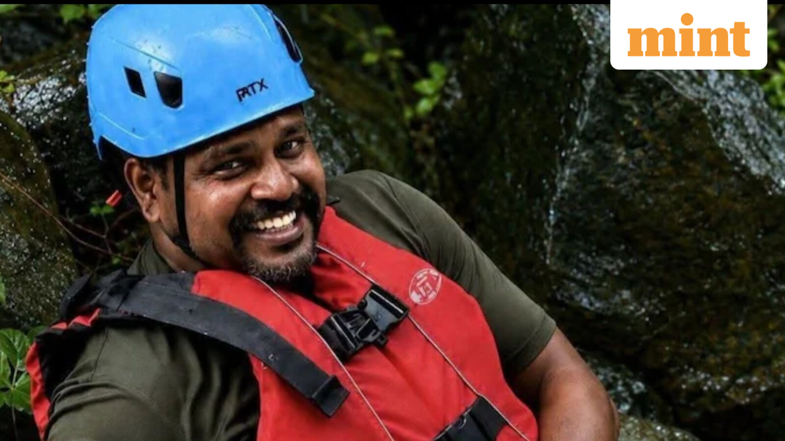 He saved a drowning stranger by giving away his life jacket, then was swept away in Kerala floods