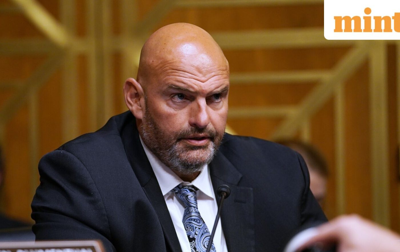 Senator John Fetterman sparks Democratic Party backlash after appearance at Republican midterm convention
